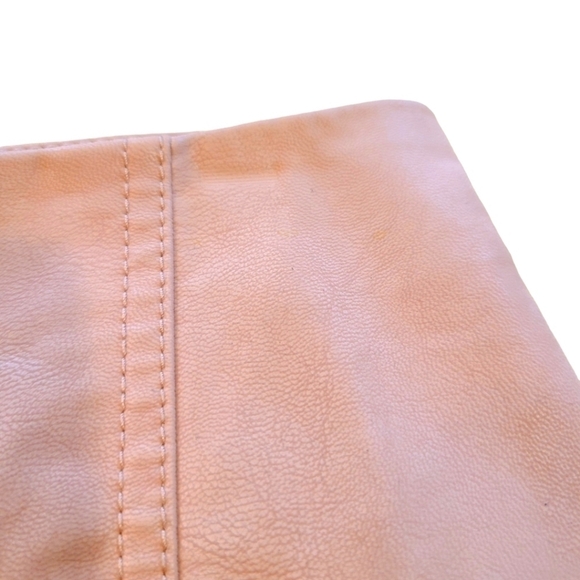 FREE PEOPLE Modern Femme Vegan Suede Mini Skirt, Size XXS - Picture 3 of 13